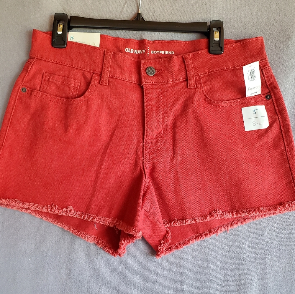 NEW Old Navy Womens frayed bottom boyfriend short - 8